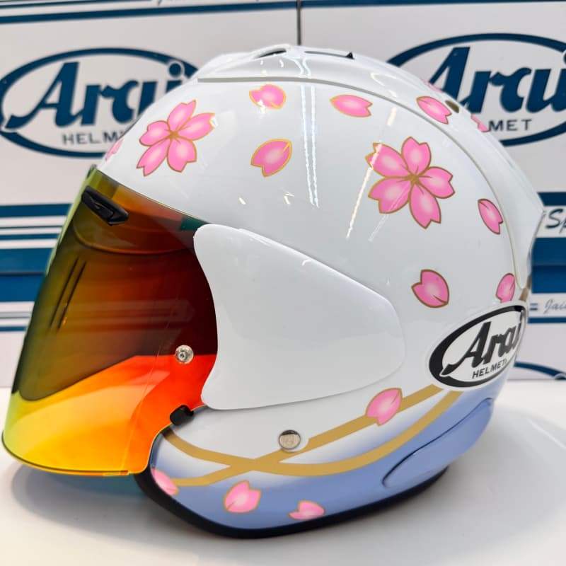 ARAI VZ RAM หมวกกันน็อคครึ่งใบซากุระสีขาว ARAI หมวกกันน็อคครึ่งใบมอเตอร์ไซค์ ขี่มอเตอร์ไซค์ หมวกกันน