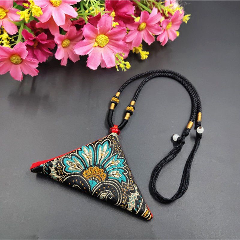 大尺寸三角形福袋平安全身挂防水袋毛袋 allowance 饰品本年布袋ขนาดใหญ่สามเหลี่ยมถุงโชคดีปลอดภัยพกพาบนคอป้องกันsdf