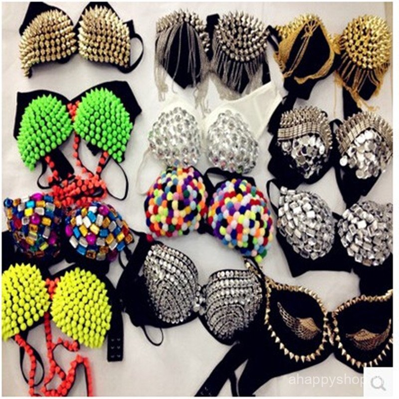 ใหม่! ชุดชั้นในสไตล์ไนท์คลับ กับริเว็ตส์และเพชรเลียนแบบ ออกแบบมาสำหรับการแสดงบนเวทีและpole dance