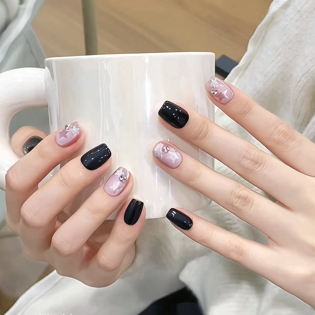 เล็บตาแมวดําผู้เชี่ยวชาญด้านใหม่ที่มีน้ําหนักเบาที่ทําด้วยมือฝ้าสวมใส่เล็บแผ่น-เคเอ็กซ์-100446/T537/