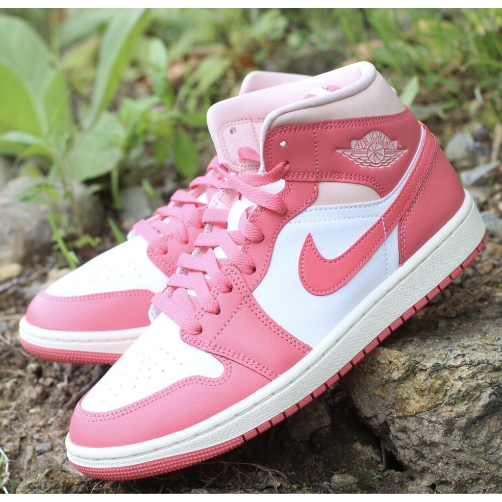 Air style 1 Mid Strawberry and Cream BQ6472-186 Womens New