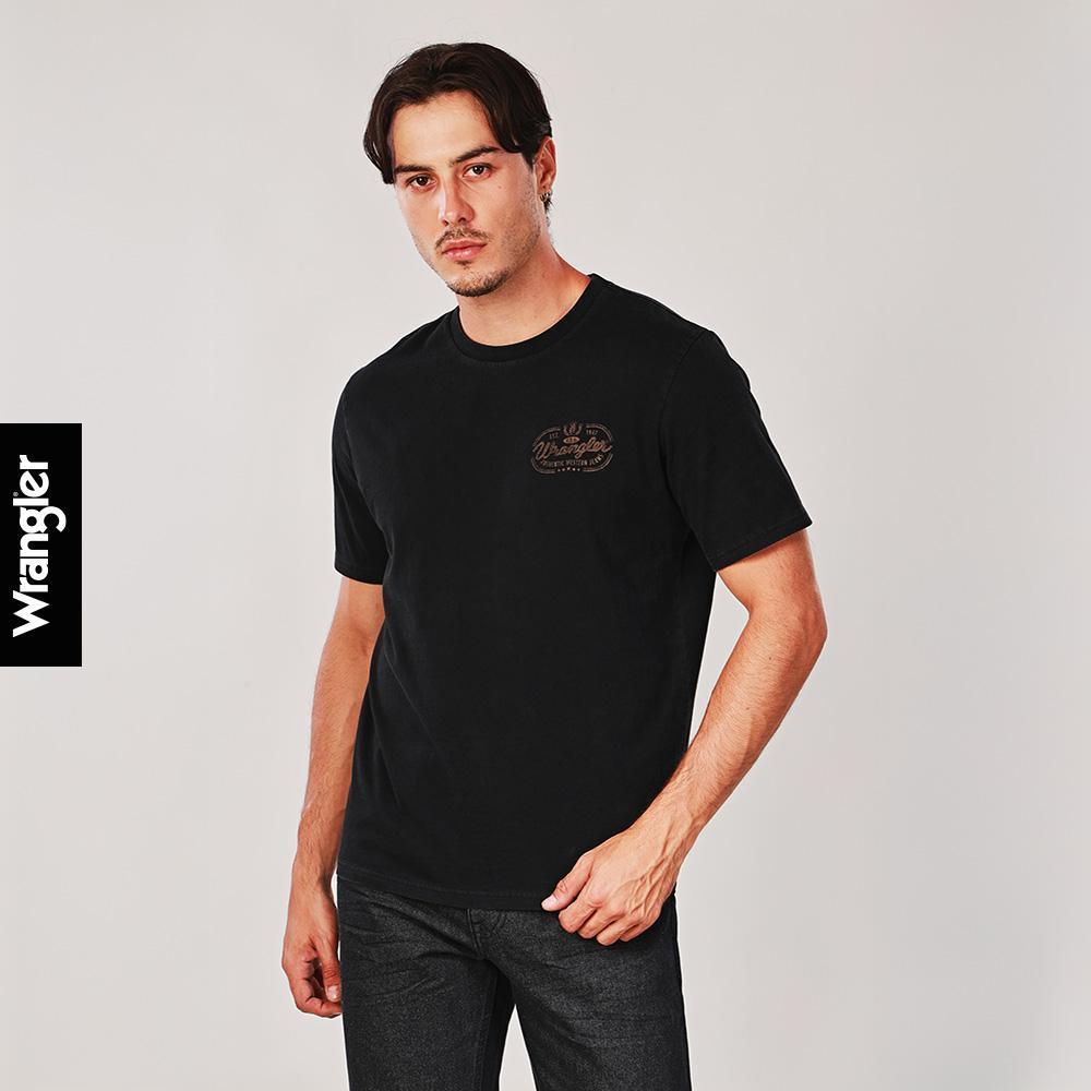 WRANGLER เสื้อยืดแขนสั้นผู้ชาย คอลเลคชั่น Wrangler Legends รุ่น WR S126MTSSN29 สีดำ