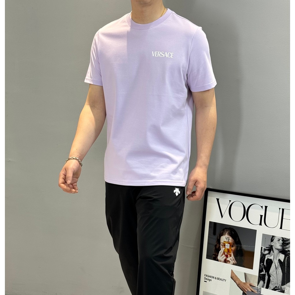 Versace tee/Versace เสื้อพิมพ์แขนสั้นผู้ชายผู้หญิงเสื้อยืดลําลองเสื้อคู่เยืดกีฬาเยืดคอกลมเยืดแขนสั้น