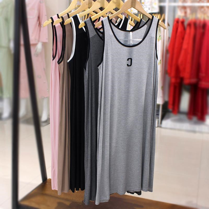 Multi-Color ตัวเลือกเย็บปักถักร้อยเสื้อกั๊กแขนกุดกระโปรงยาวครอบคลุมเนื้อ Slimmer ดูไขมันเล็กน้อยสาวสบาย All-Ma