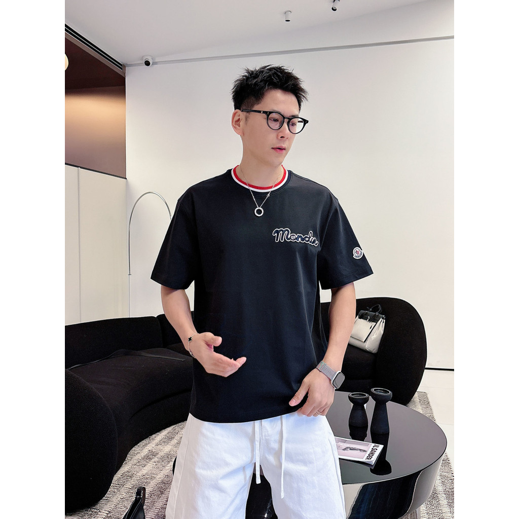 Moncler/Moncler/2026 คลาสสิกรอบคอแขนสั้นเสื้อยืดผู้ชายผู้หญิงหนา Impervious อเมริกันอินเทรนด์ธุรกิจก