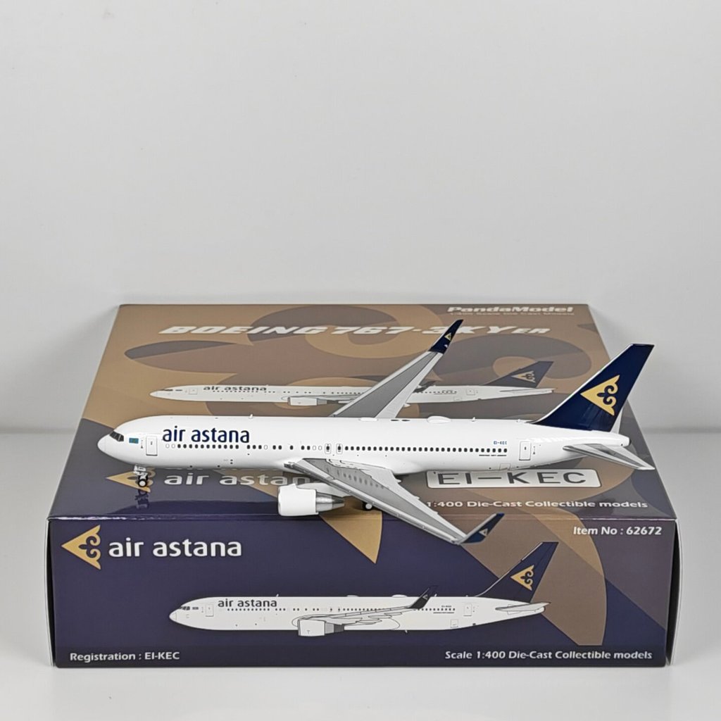 PandaModel 1: 400 คาซัคสถาน แอสตาน่า แอร์ B767-300ER EI-KEC