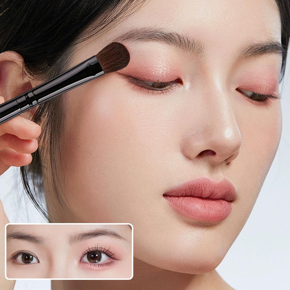 มุมเล็กรายละเอียดที่แม่นยําแปรงอายแชโดว์ Soft Horse Lying Highlighter Silkworm Tools Eyes D9y1