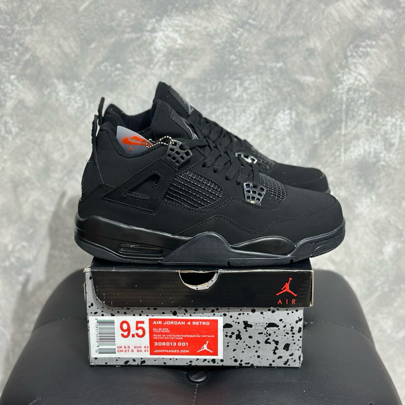 4 "J4 Black Cat" โดย Davekicks