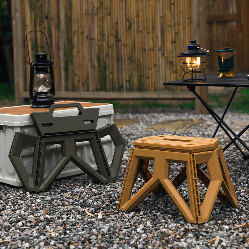 Outdoor camping small folding stool, simple adult stool, portable plastic stool for camping, fishing