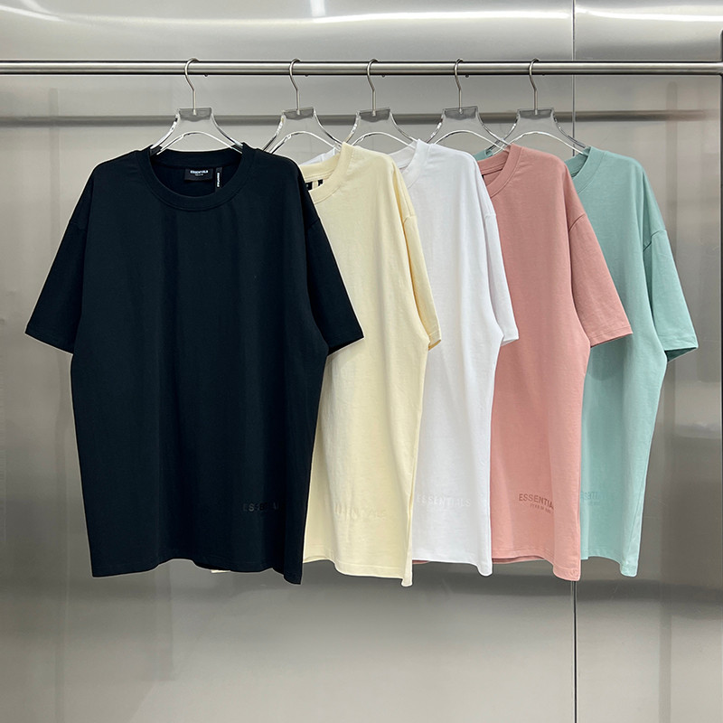 เสื้อยืดแขนสั้นตัวอักษรสะท้อนแสงสำหรับผู้ชายและผู้หญิงในสไตล์StreetwearจากFear of God