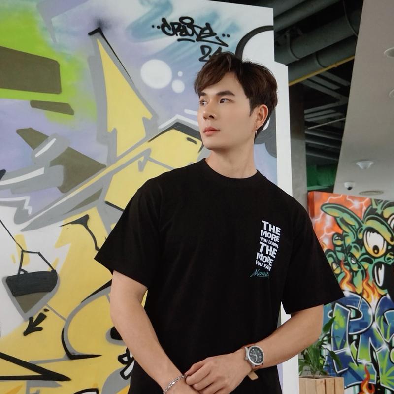 เสื้อยืดโอเวอร์ไซส์~MEMEE (Unisex)คอฟิต ทรงสวย ผ้าหนา  (DREAMS)