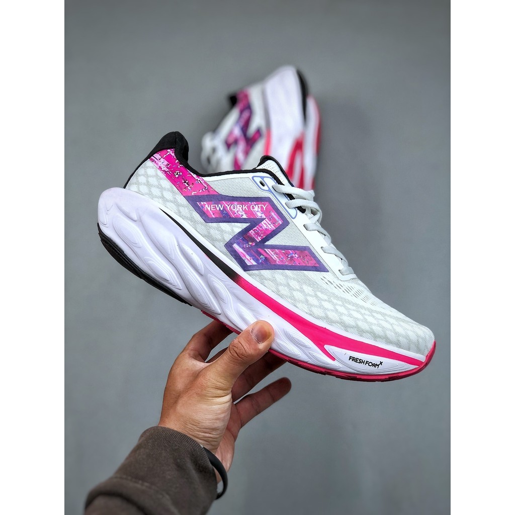 N-Shaped Fresh Foam Evoz v2 รองเท้าน้ำหนักเบากันกระแทกดีและระบายอากาศสำหรับวิ่ง