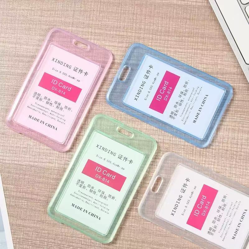 เอ็มแอนด์เค |  สีแคนดี้สีผู้ถือบัตรแฟชั่นที่เรียบง่ายนักเรียน รหัส ผู้ถือยืดหยุ่นช็อกทนต่อต้าน การล้างสนามแม่เหล็ก วิทยาเขตต้องมีแนวนอน/แนวตั้งสไตล์เสริม