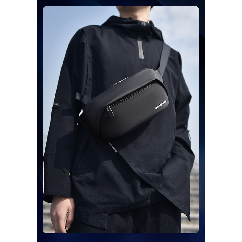 M] กระเป๋าผู้ชายสไตล์ใหม่ Street Wear Functional Messenger Chest Bag Mens Tooling Style Messenger Ba