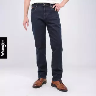 WRANGLER กางเกงยีนส์ผู้ชาย คอลเลคชั่น Beyond Indigo เอวกลาง ทรงตรง รุ่น WR S326MTEXF13 - สียีนส์เข้ม