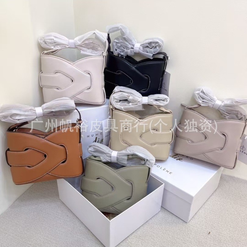 Polene กระเป๋าสาน Nodde Retro Twisted กระเป๋าไหล่เดียวแบบพกพากระเป๋า Messenger All-Match หรูหราสไตล์