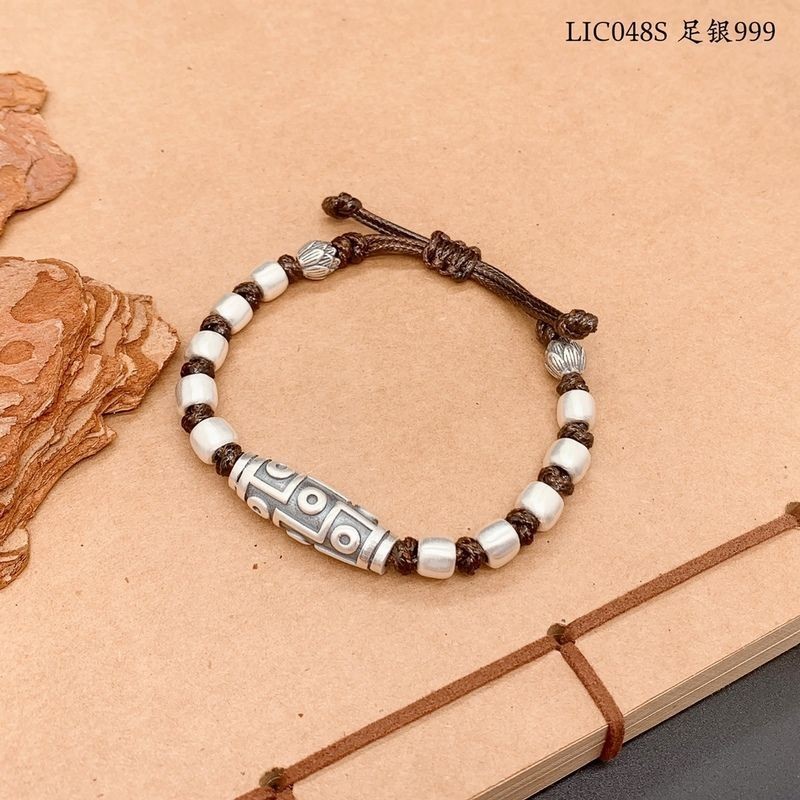 สร้อยข้อมือเงินสเตอร์ลิงผู้ชายดีไซน์ Dzi Beads สำหรับสวมใส่ทุกวัน