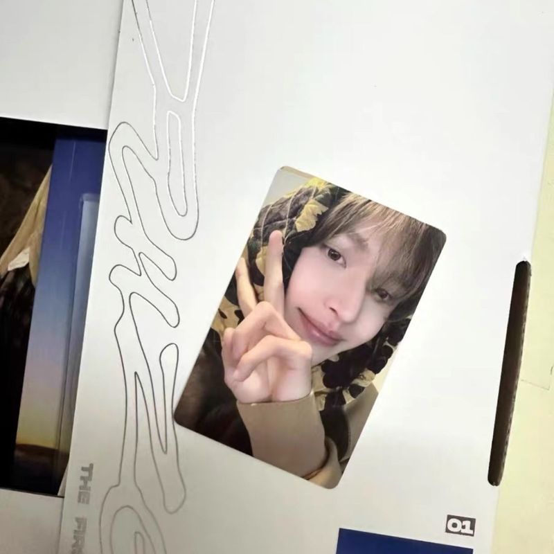 【พร้อมส่ง】riize ตุ๊กตา ตุ๊กตาเกาะ ตุ๊กตากวนๆ จี้พวงกุญแจ ตุ๊กตาหลอน ตุ๊กตา การ์ด riize album photoca