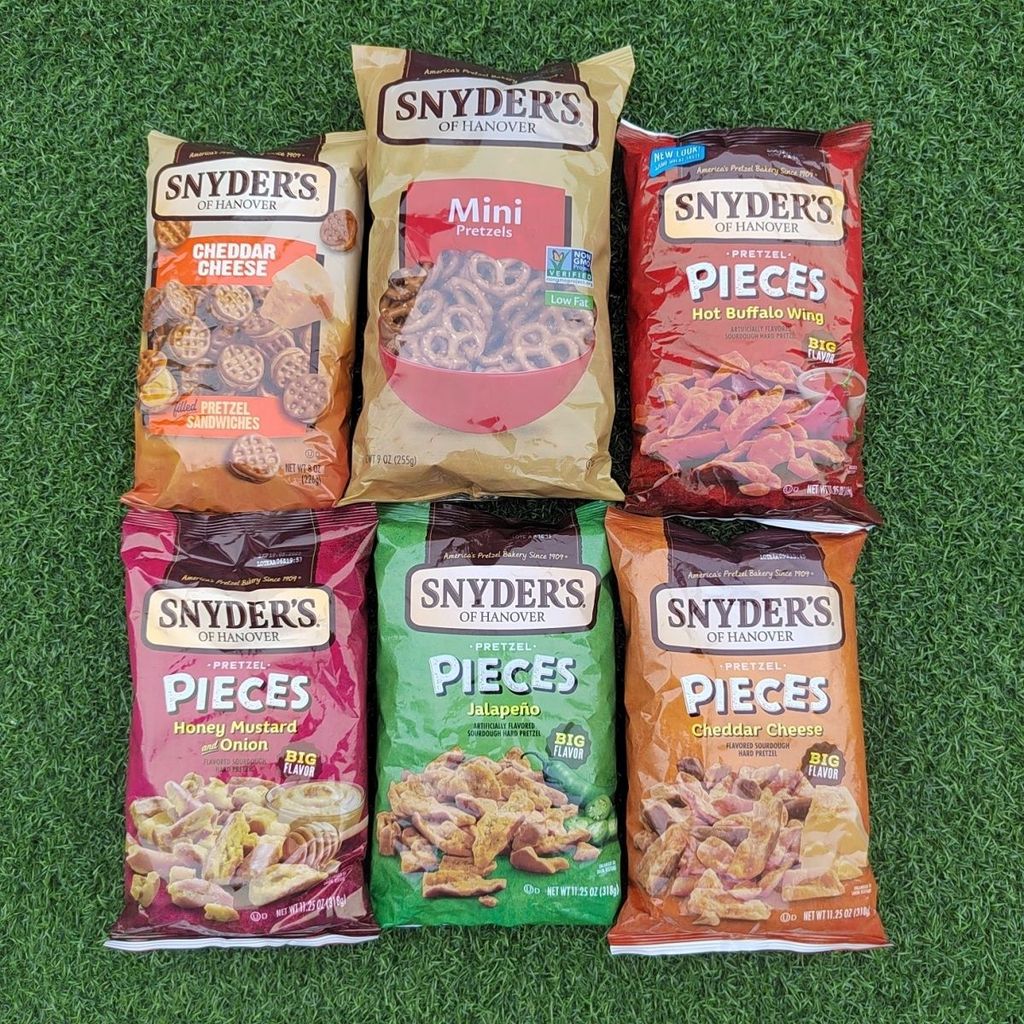 ขนมปังกรอบ Snyder's Pretzel Pieces อเมริกา Snyder's Pretzel Pieces ของว่างกรุบกรอบ รสชาติแท้จากอเมริ