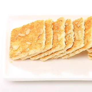 บิสกิตวอลนัท มะม่วงหิมพานต์ อัลมอนด์ กรอบ หอมมันอร่อย หวานกำลังดี 达利园 好吃点饼干 108g