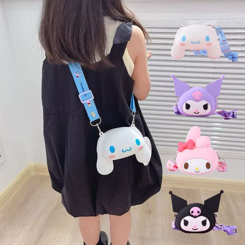 AA01HOME Sanrio กระเป๋าสะพายไหล่ ซิลิโคน ลาย Hello Kitty Kuromi My Melody Labubu ใส่เหรียญได้ ของเล่นสําหรับเด็ก ของขวัญ