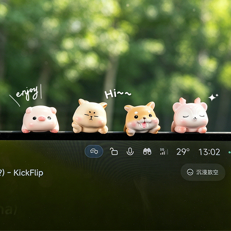 New Internet Celebrity Car Decoration Cartoon Cute Animal Vehicle Center Console Screen Small Orname