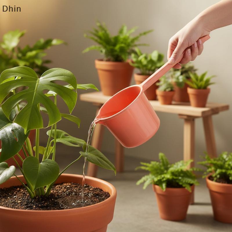 [Dhin] Long Handle Water Dipper Multifunctional Anti-Slip Grip Water Ladle ความจุขนาดใหญ่สําหรับรดน้ําสวนล้างรถ COD