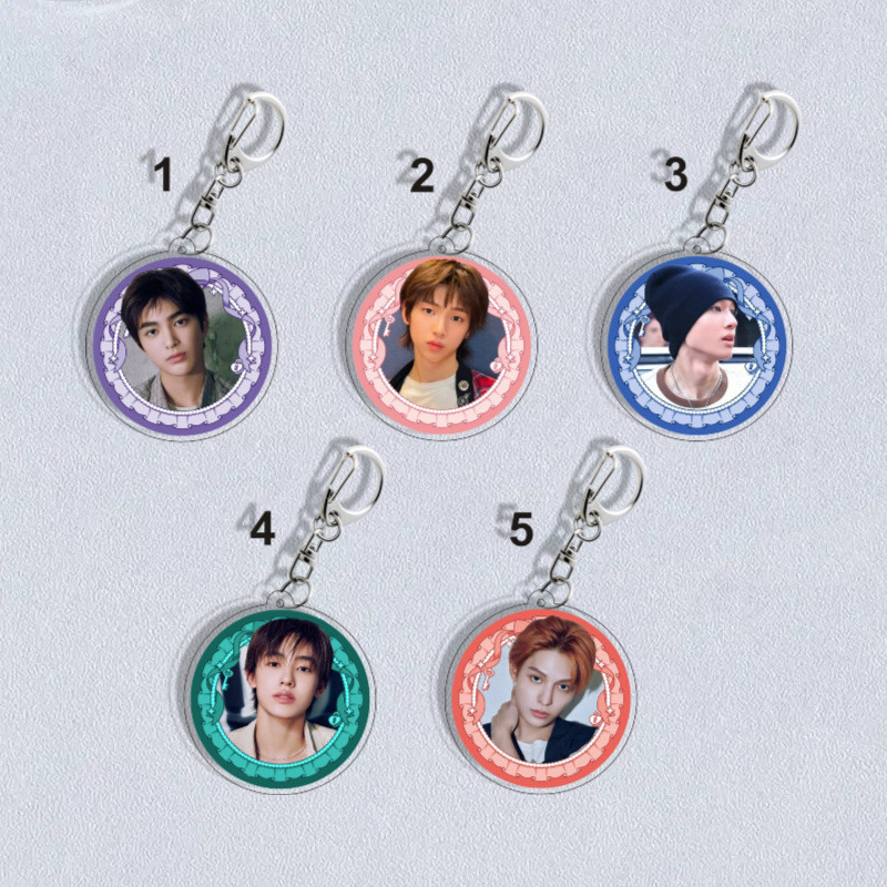 CORTIS MARTIN MARTIN An Qianho Zhao Yufan Yan Chengxuan Kim Master การฝึกอบรม สินค้าจี้พวงกุญแจ 1493