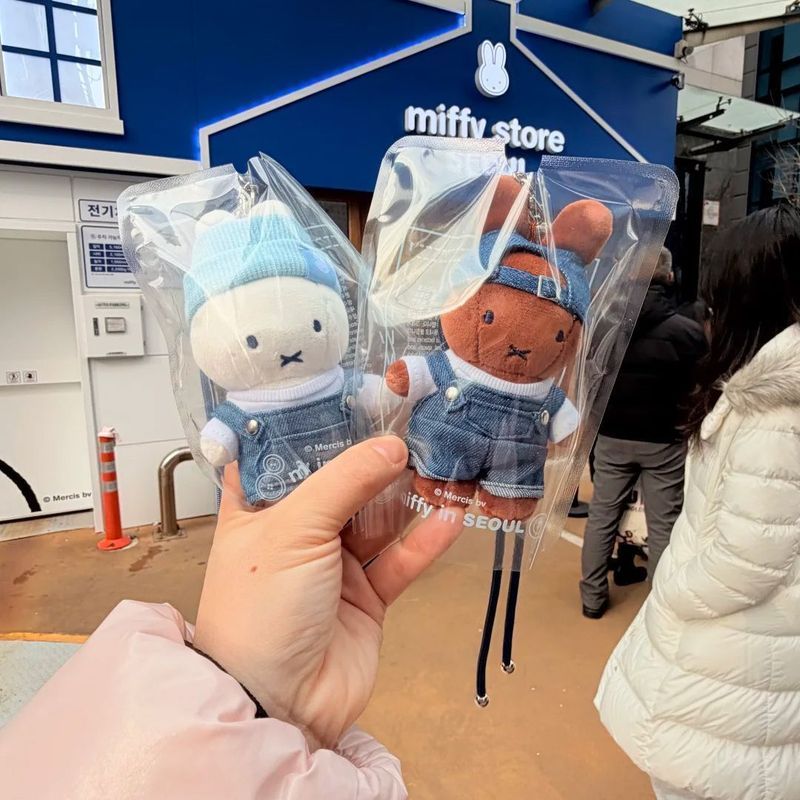 ใหม่ Miffy สินค้า Seoul Limited Denim Miffy จี้ตุ๊กตา 10 ซม.สุดน่ารัก Miffy ตุ๊กตาตุ๊กตา 8-22-23