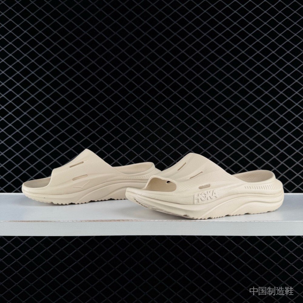 Hoka One One Ora Recovery Slide 3 รองเท้าแตะสําหรับผู้ชายและผู้หญิงกลางแจ้งรองเท้าแตะแบน EVA 58N9 1R