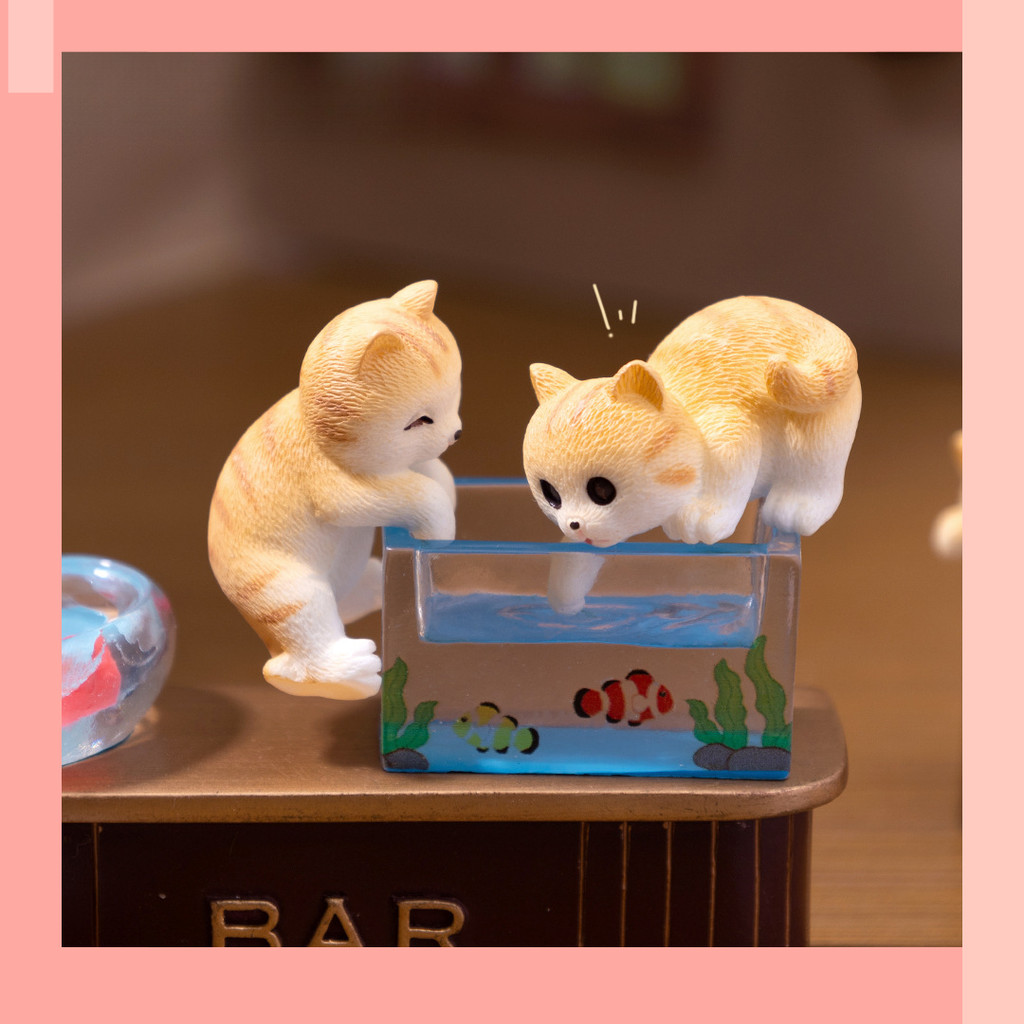 [จิน] น่ารักซนตกปลาแมวน้อยตุ๊กตาน่ารักอนุภาคไมโครภูมิทัศน์มินิสก์ท็อปเรซิ่นเครื่องประดับขนาดเล็กจัดส่งที่รวดเร็ว