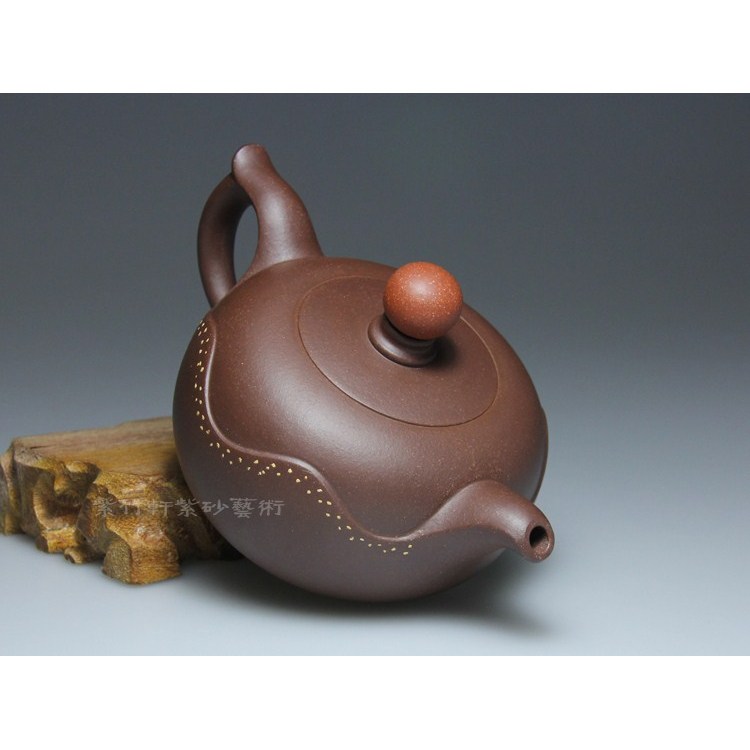 Yixing Zisha กาน้ําชาที่มีชื่อเสียง Master Wu Zhuxia Handmade บ้านทิเบตแร่ดิบเก่า Zisha 380CC Rising