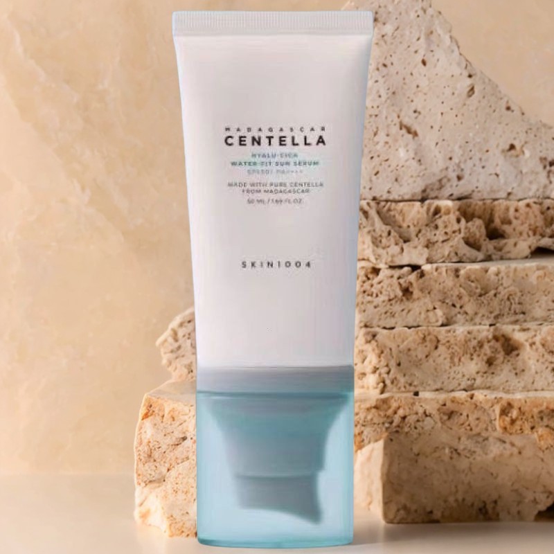 Madagascar Centella Hyalu-Cica Sunscreen - ครีมบํารุงผิวหน้าสูตรน้ําสําหรับผิวแพ้ง่าย 50ml