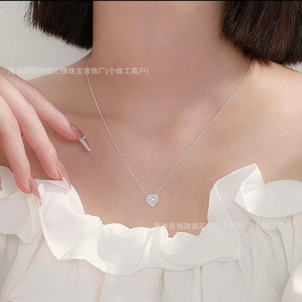 สร้อยคอมุกแบบจี้หัวใจสไตล์โรแมนติก