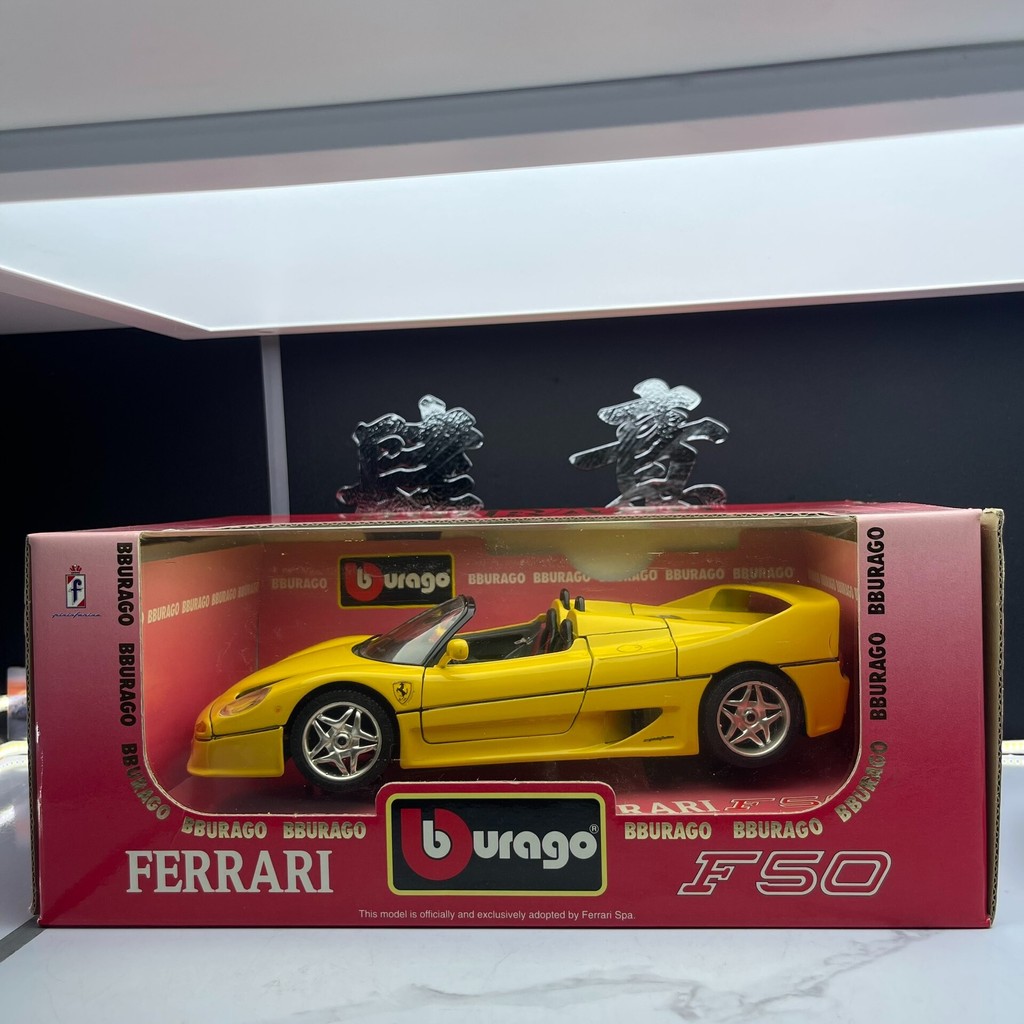 Prago Burago 1: 18 Ferrari F50 รถโลหะผสมสีเหลือง