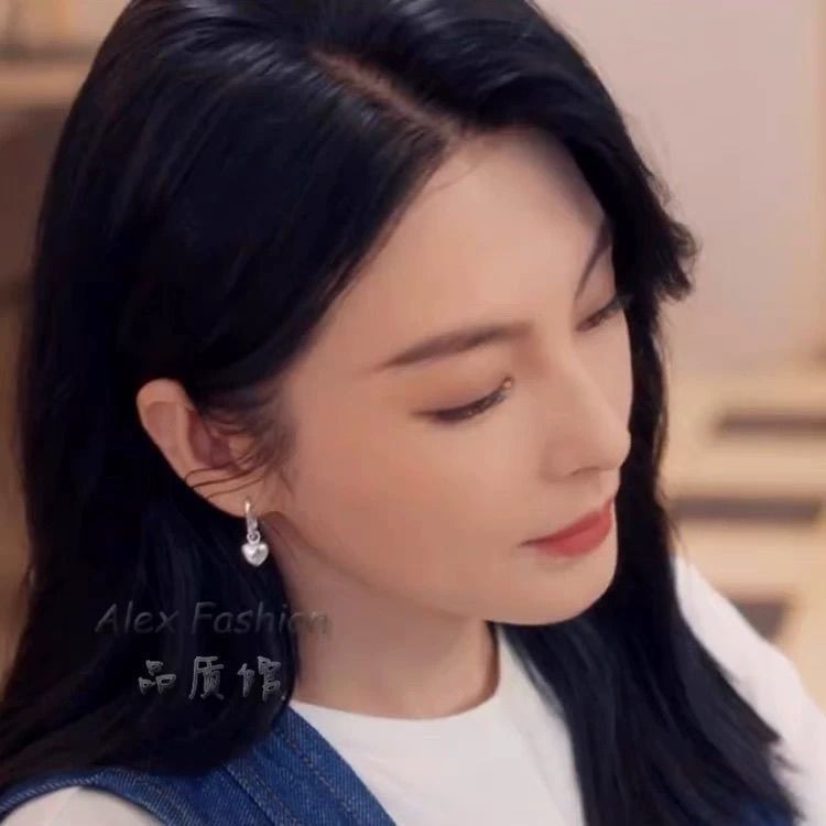 ♣สต็อกพร้อม♣★Blooming Happy Zhang Yuqi Frosted Love ต่างหูสองสวมการออกแบบเฉพาะรู้สึกต่างหูหัวเข็มขัด