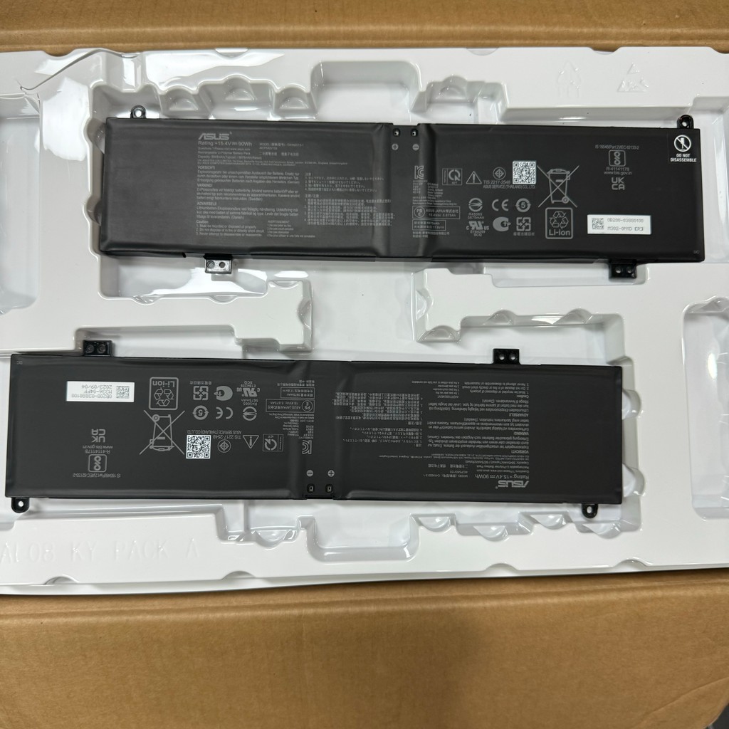 แบตเตอรี่โน๊ตบุ๊ค Asus Phantom 16 ROG Strix G17 G513Q G713R/P ของแท้ C41N2013-1