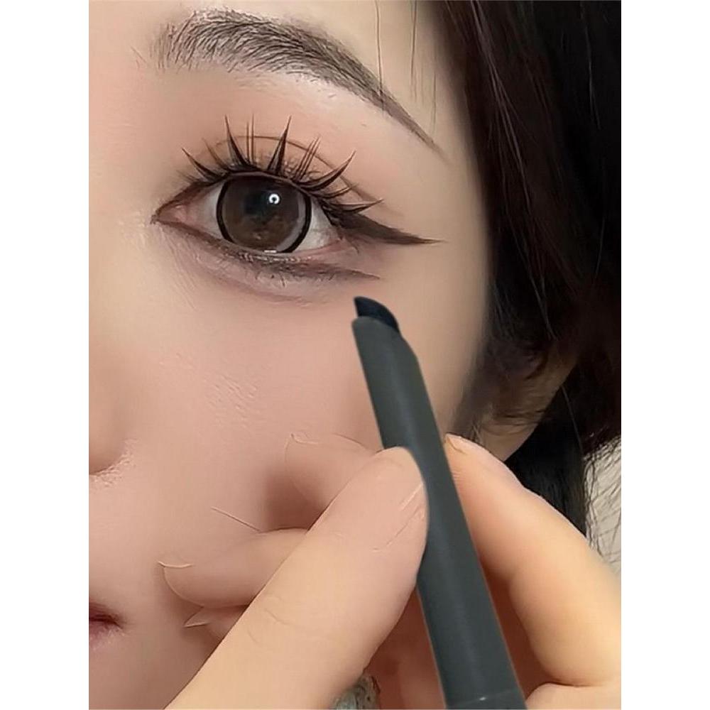 อายไลเนอร์ eyeliner Marty Li Eyeliner Oblique Blade กันน้ํา Non-Smudge Long-Lasting Lying Silkworm D
