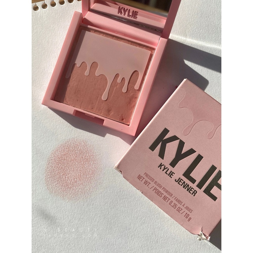 Kylie Highlighter Blush ฤดูหนาว kissed/Pink Power Facial Contour Shadow Highlighter Brightening