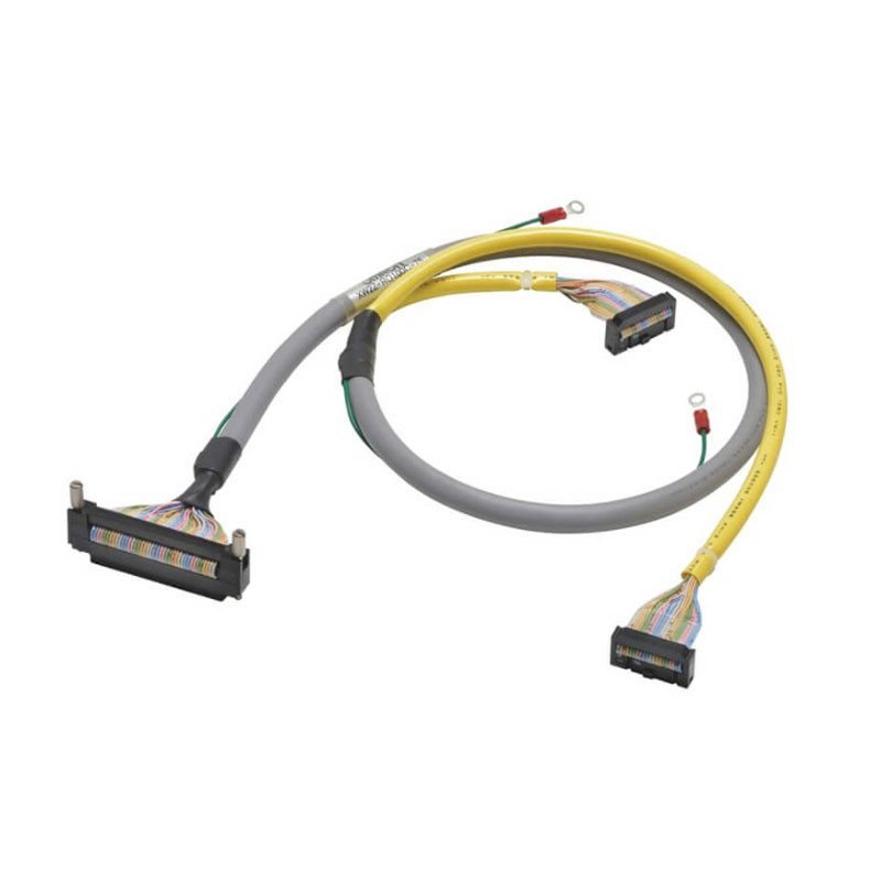 เทอร์มินอลบล็อกการเชื่อมต่อหน่วยสามารถสอบถามสายเคเบิลสินค้า Omron ใหม่เอี่ยมพร้อมขั้วต่อขั้วต่อการแป