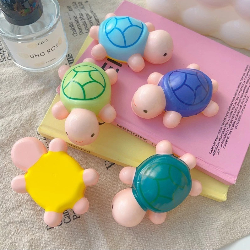 สกุชชี่เต่าจิ๋ว ขนาด 9cm ของเล่นนุ่มนิ่ม ลายน่ารัก รูปที่ 3