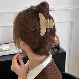 กิ๊บหนีบผม สำหรับผมหนา ขนาด 10.5 ซม. หนีบแน่นไม่หลุด ไม่กินผม สีเอิร์ธโทนสุดมินิมอล