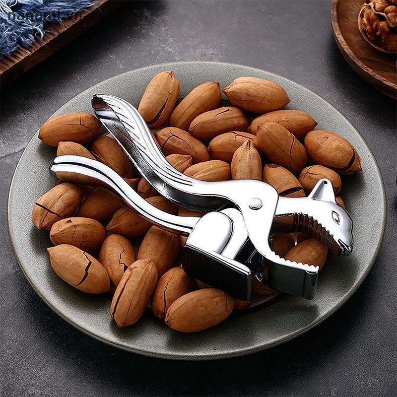 [nanami] Squirrel Walnut Sheller Opener Pine Pecan Hazelnut Plier Qui Walnut Craper Almond Nut ถั่วพ