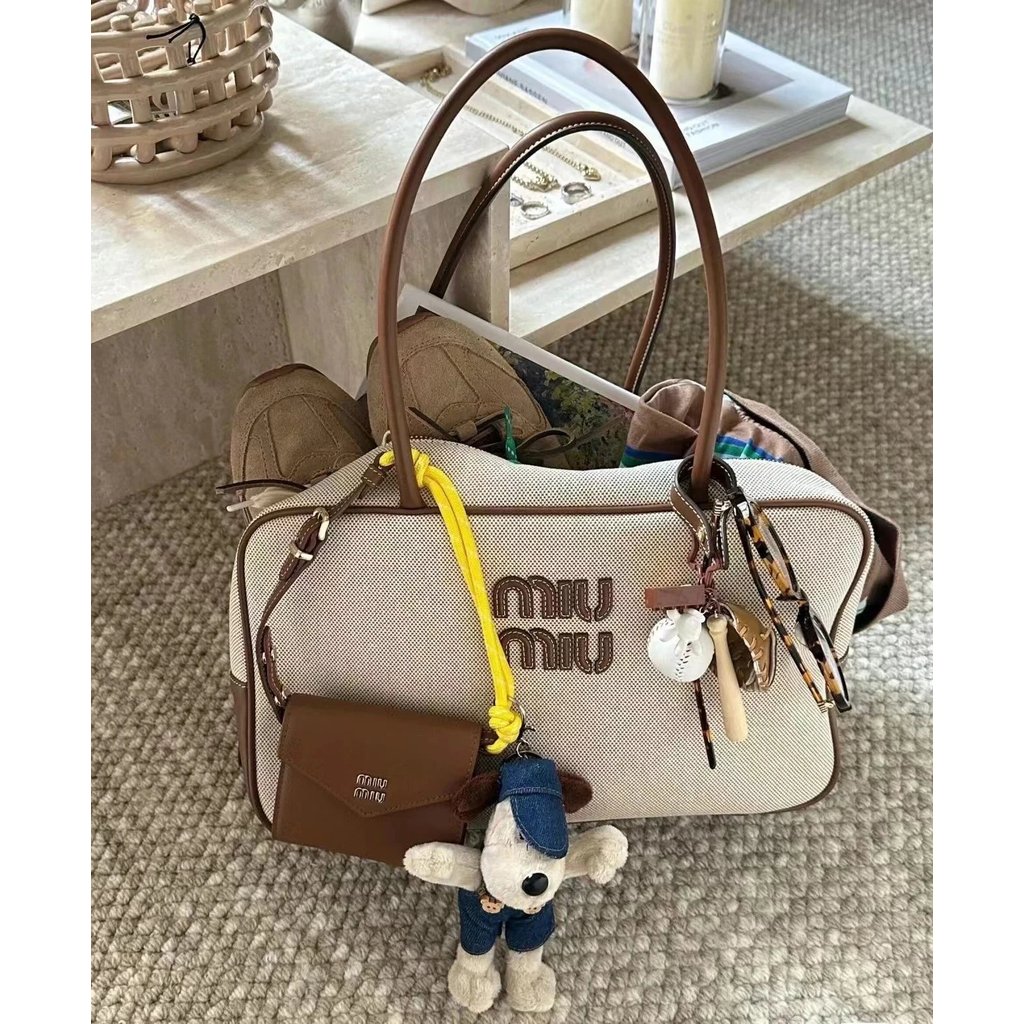 กระเป๋าถือ MIMIU Mumu