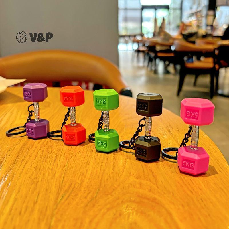 V&P Gym Dumbbell พวงกุญแจแฟชั่น 3D PVC Dumbbell พวงกุญแจกุญแจรถกระเป๋าสตางค์กระเป๋าเป้สะพายหลังจี้สร