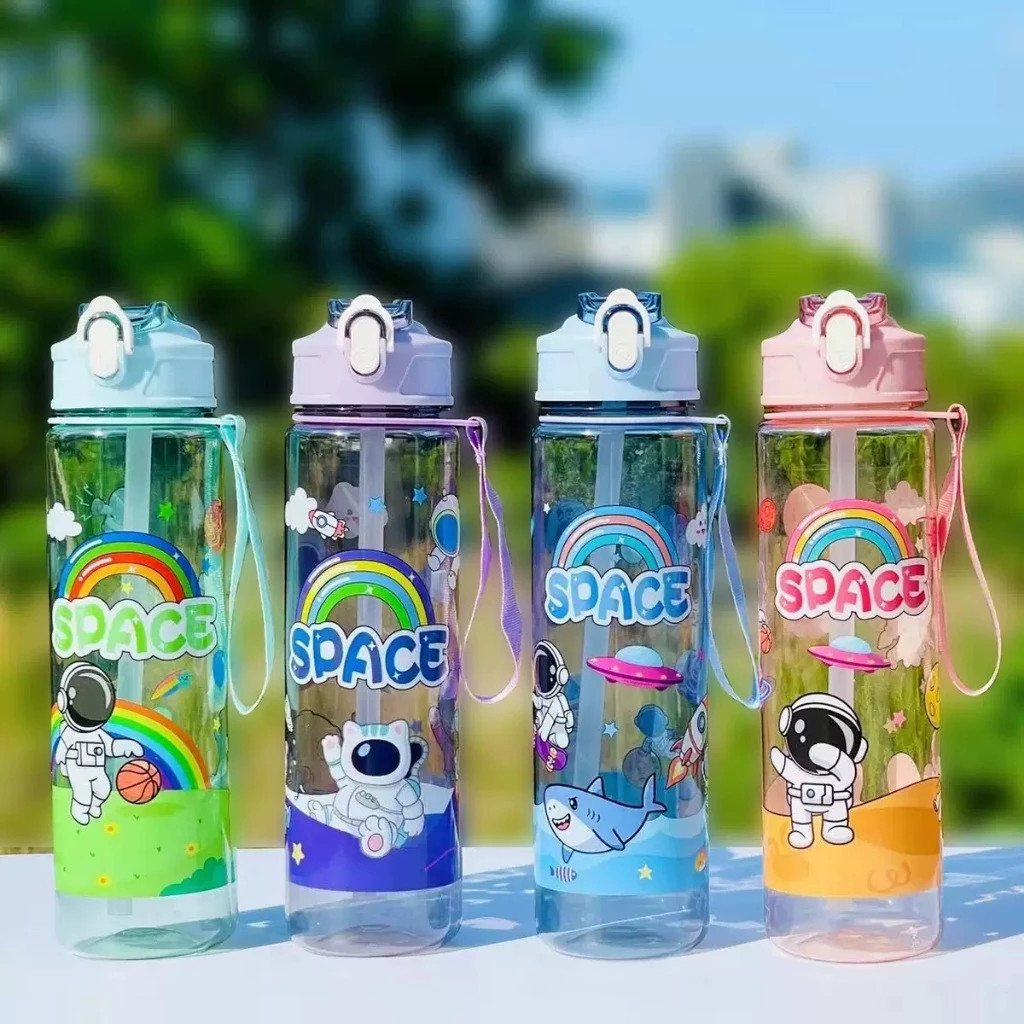 ขวดน้ําพลาสติก ความจุขนาดใหญ่ 800มล. พร้อมสายคล้องแขน และหลอด แบบพกพา ไร้ BPA🥭 BladeX