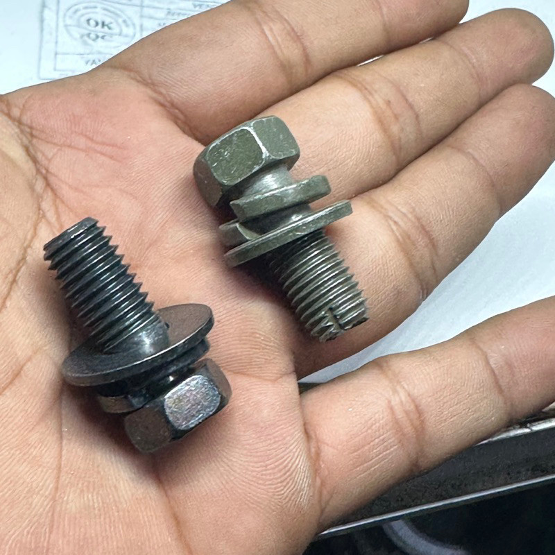 14 แหวน Dabel Bolts M10 Original Toyota Fortuner Seat Bolts ขายส่ง