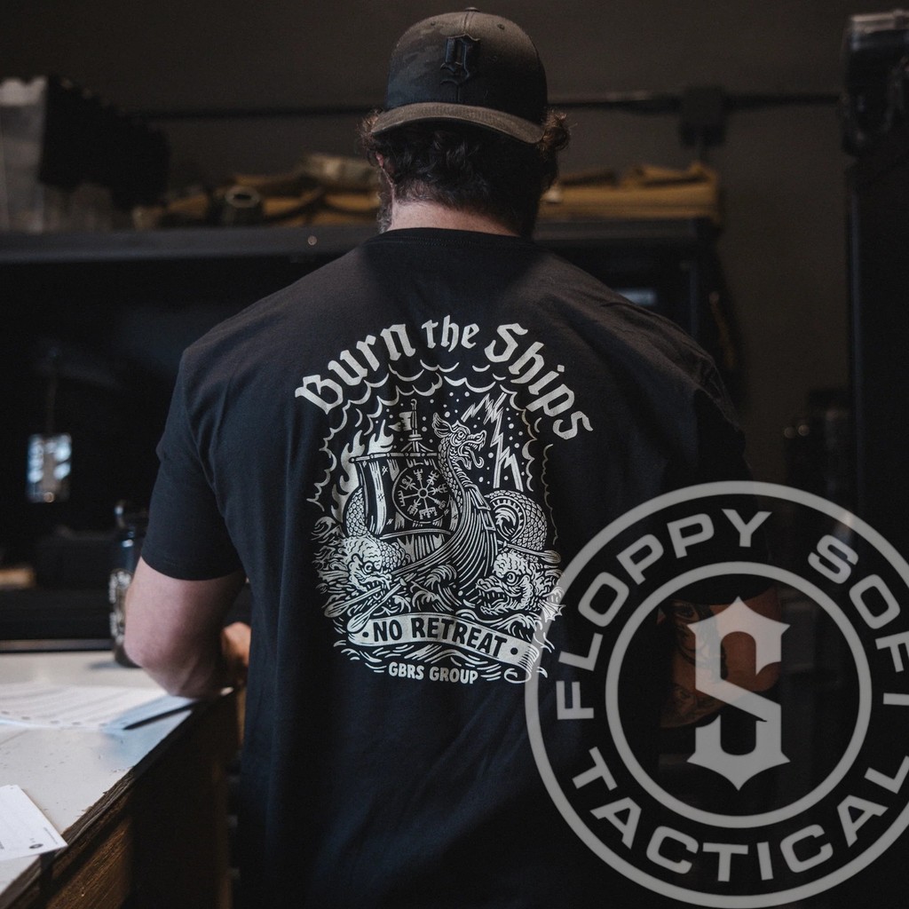 GBRS GROUP Dark Maritime Mythical Tactics Casual 100% พรีเมี่ยมผ้าฝ้ายแขนสั้นผู้ชายหลวมเสื้อยืดขนาดใ