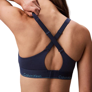 CALVIN KLEIN เสื้อชั้นในผู้หญิงตะขอหลัง Lift Bralette Icon Cotton Modal รุ่น QF8500AD CEC - สี Dark Denim
