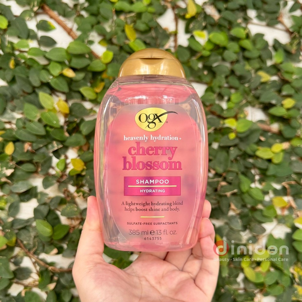 OGX Heavenly Hydrating Cherry Blossoms Shampoo 385ml.